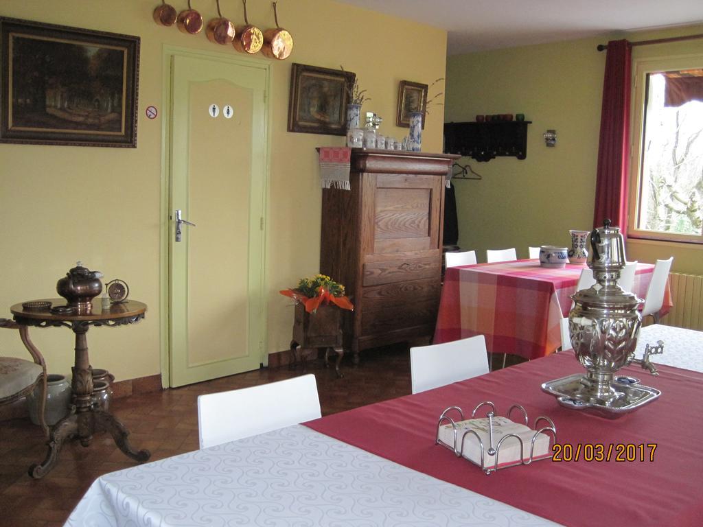 Hotel Le Commerce Neuville  Екстер'єр фото