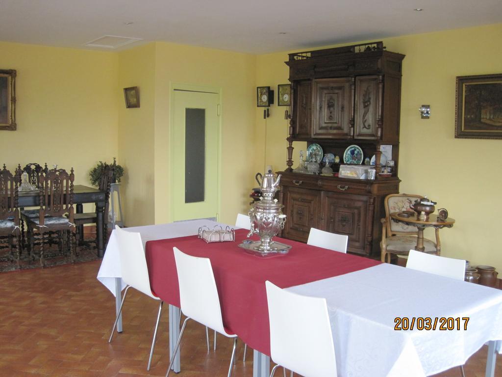 Hotel Le Commerce Neuville  Екстер'єр фото